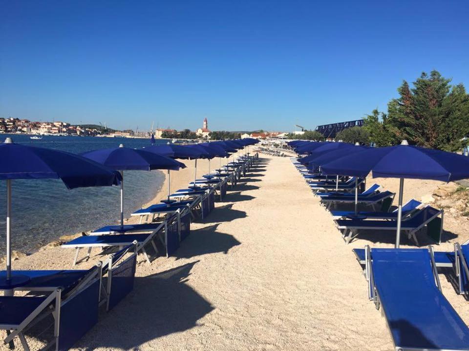 Apartments Kapelica Trogir Zewnętrze zdjęcie