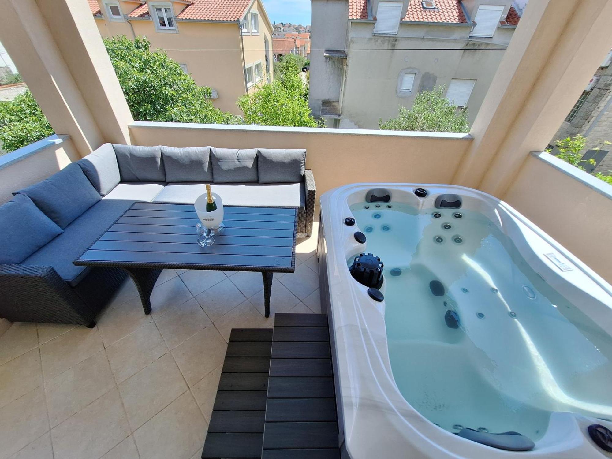 Apartments Kapelica Trogir Zewnętrze zdjęcie