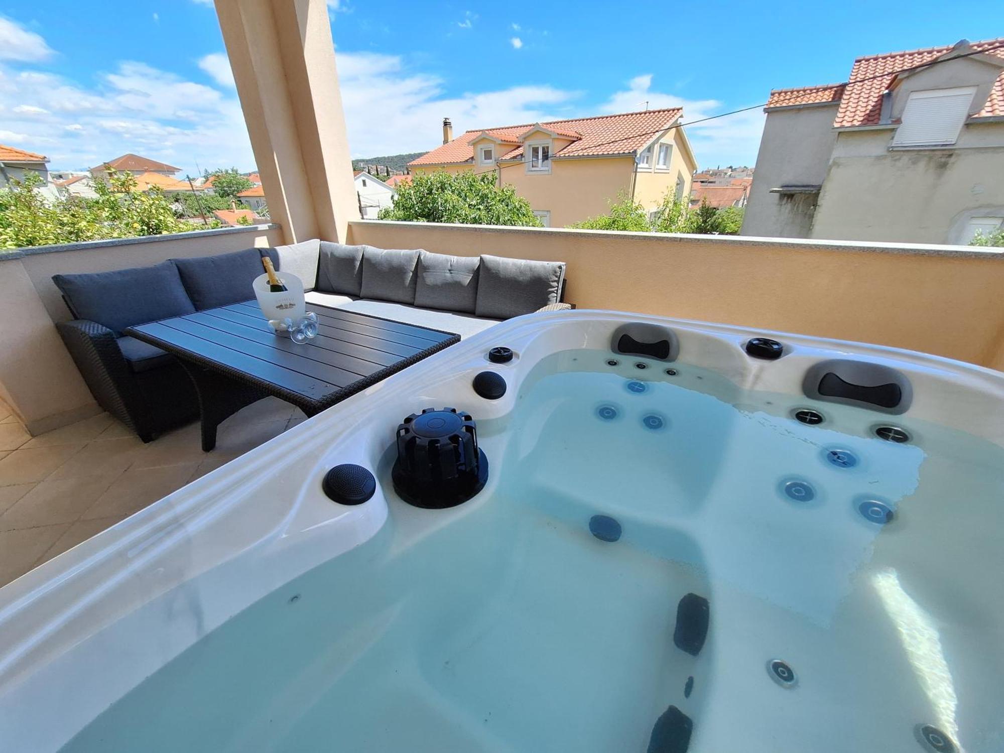 Apartments Kapelica Trogir Zewnętrze zdjęcie